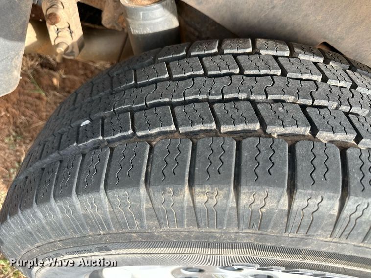 image for item ER8135 2005 Chevrolet Suburban 1500 SUV