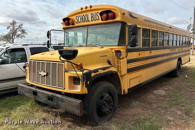 image for item ER8136 1999 Blue Bird CV20 school bus