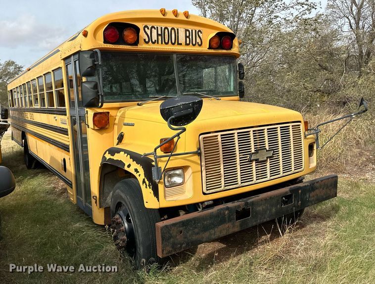image for item ER8136 1999 Blue Bird CV20 school bus