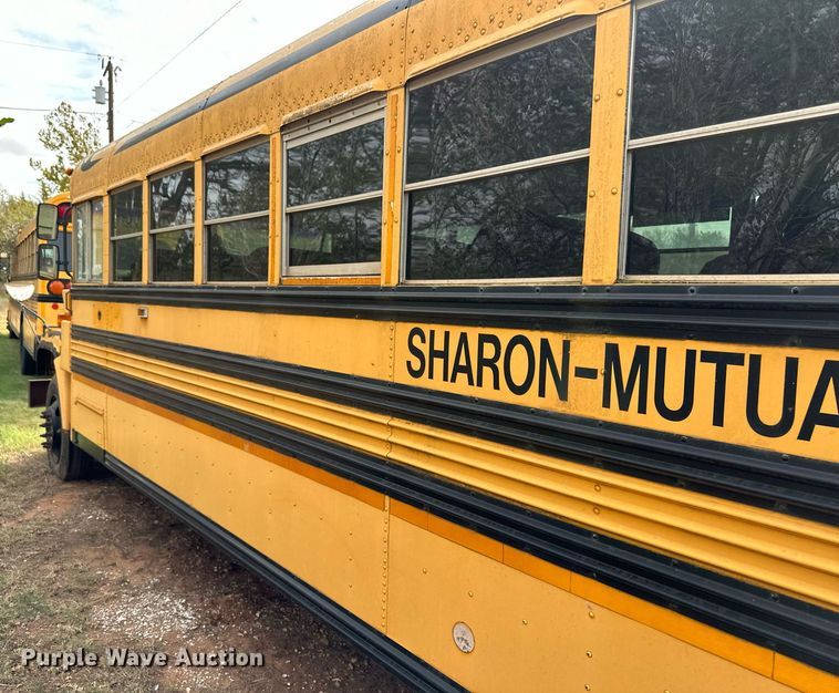 image for item ER8136 1999 Blue Bird CV20 school bus