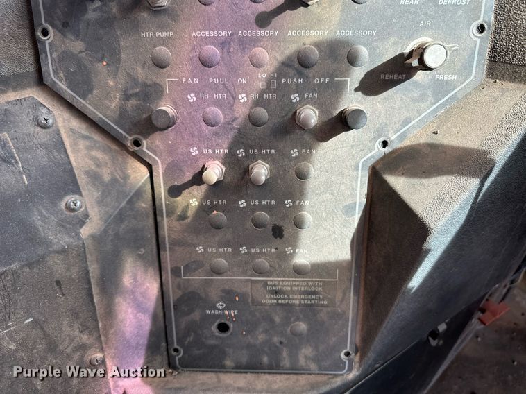 image for item ER8136 1999 Blue Bird CV20 school bus