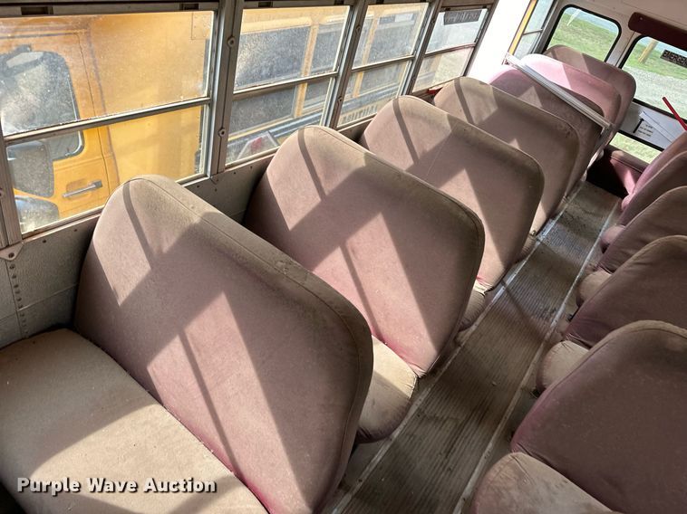 image for item ER8136 1999 Blue Bird CV20 school bus