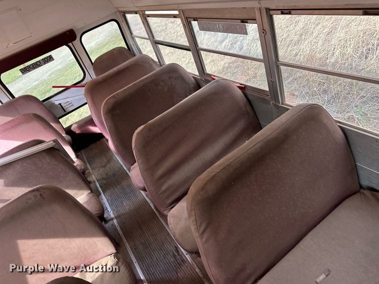 image for item ER8136 1999 Blue Bird CV20 school bus