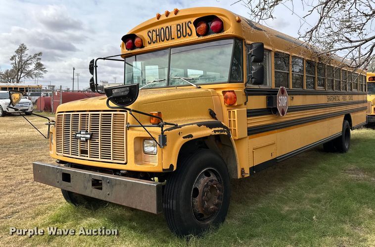 image for item ER8137 1999 Blue Bird CV20 school bus