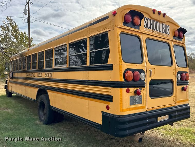 image for item ER8137 1999 Blue Bird CV20 school bus