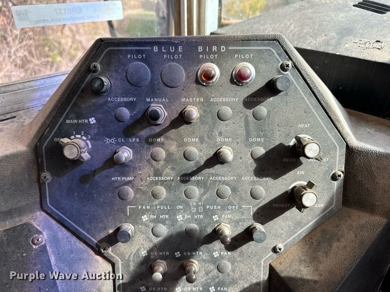 image for item ER8137 1999 Blue Bird CV20 school bus