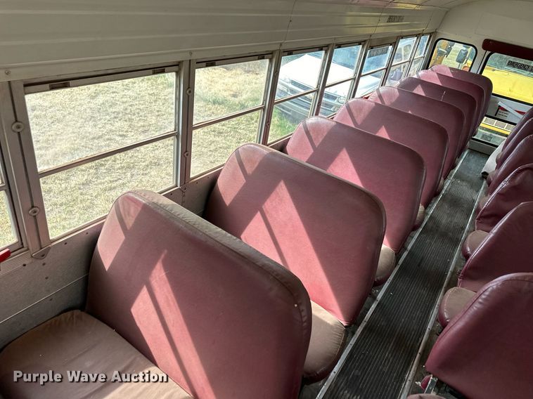 image for item ER8137 1999 Blue Bird CV20 school bus