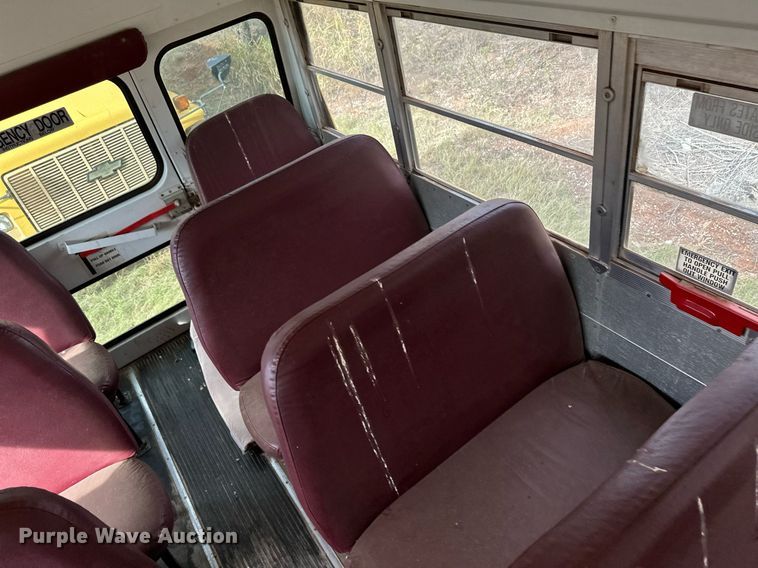 image for item ER8137 1999 Blue Bird CV20 school bus