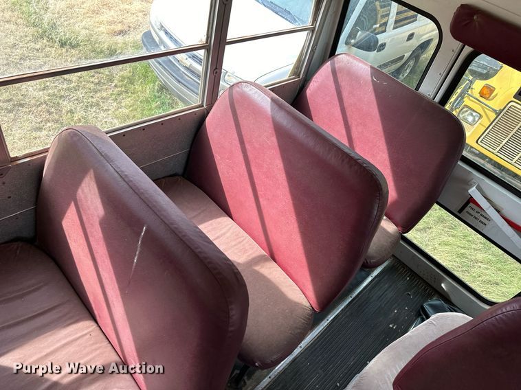 image for item ER8137 1999 Blue Bird CV20 school bus