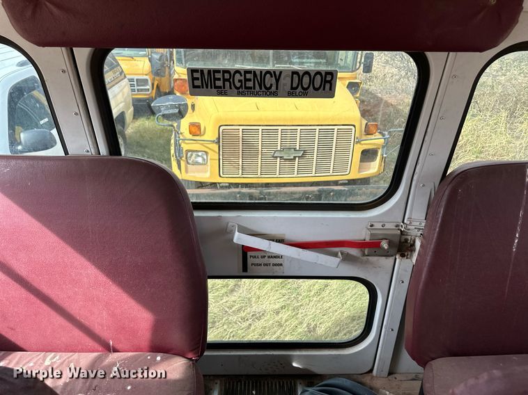 image for item ER8137 1999 Blue Bird CV20 school bus