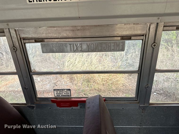 image for item ER8137 1999 Blue Bird CV20 school bus