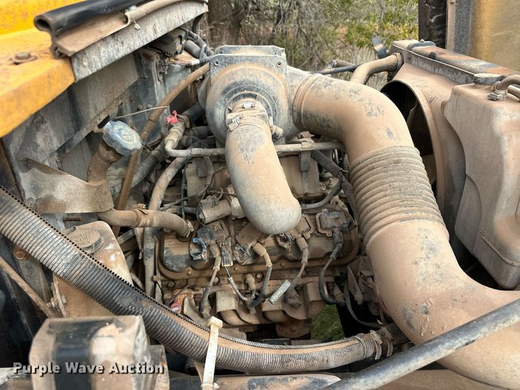 image for item ER8137 1999 Blue Bird CV20 school bus