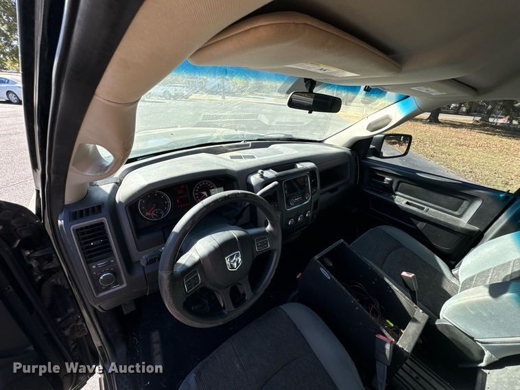 image for item JE9316 2013 Dodge Ram 1500 Crew Cab pickup truck