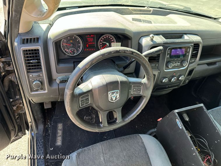 image for item JE9316 2013 Dodge Ram 1500 Crew Cab pickup truck