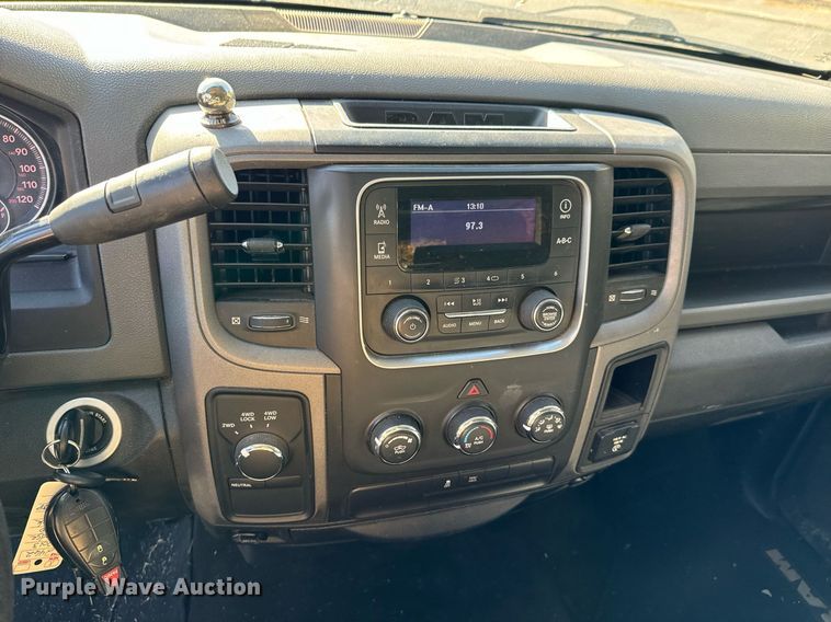 image for item JE9316 2013 Dodge Ram 1500 Crew Cab pickup truck