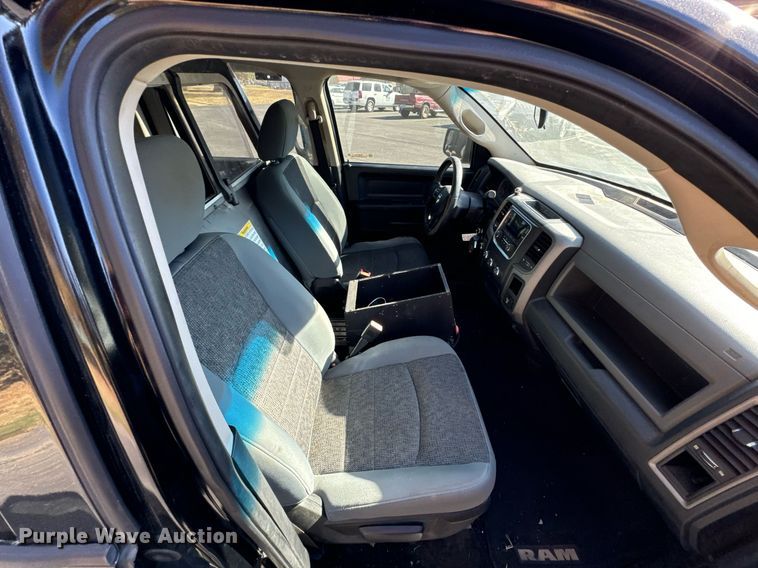 image for item JE9316 2013 Dodge Ram 1500 Crew Cab pickup truck