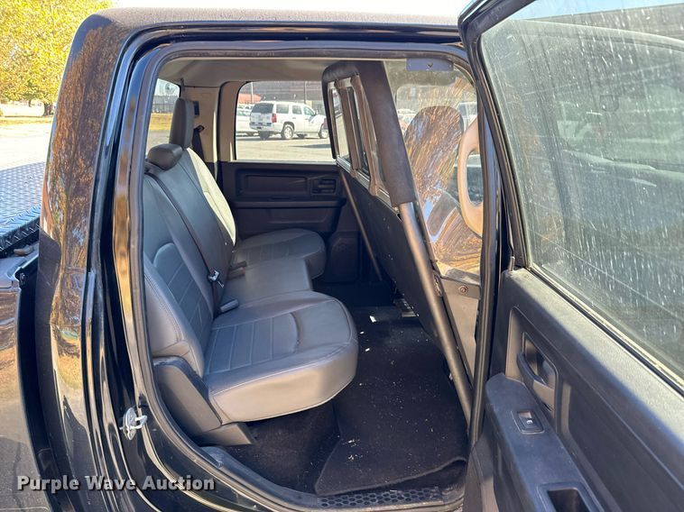 image for item JE9316 2013 Dodge Ram 1500 Crew Cab pickup truck