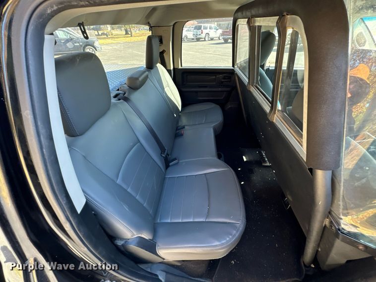 image for item JE9316 2013 Dodge Ram 1500 Crew Cab pickup truck