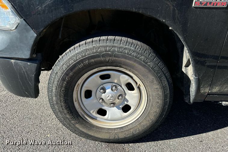 image for item JE9316 2013 Dodge Ram 1500 Crew Cab pickup truck