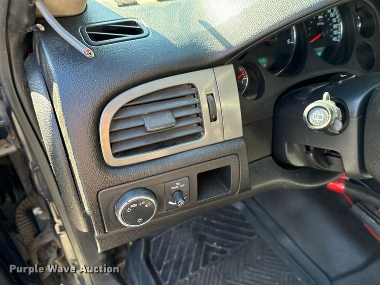 image for item JE9319 2012 Chevrolet Tahoe Police SUV