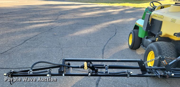 image for item JH9923 1995 John Deere 1800 turf sprayer