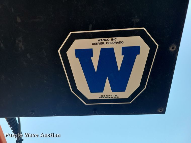 image for item JH9928 2010 Wanco WTSP arrow board trailer