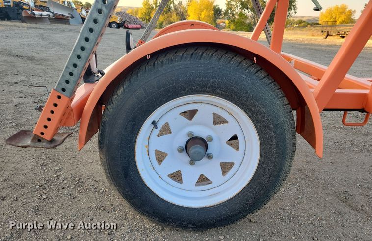 image for item JH9928 2010 Wanco WTSP arrow board trailer