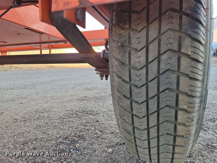 image for item JH9928 2010 Wanco WTSP arrow board trailer