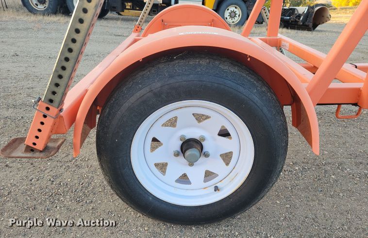 image for item JH9929 2010 Wanco WTSP arrow board trailer