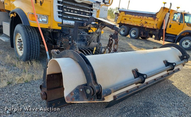 image for item JH9930 2007 Sterling L-Line dump truck