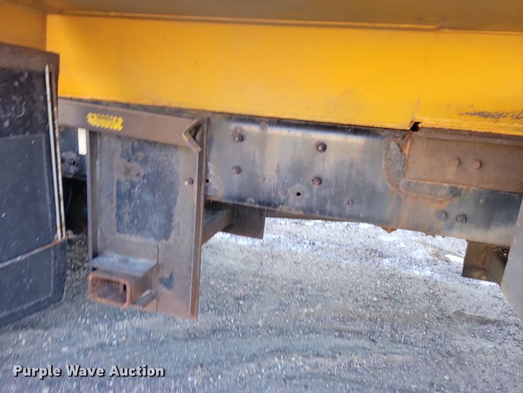 image for item JH9930 2007 Sterling L-Line dump truck