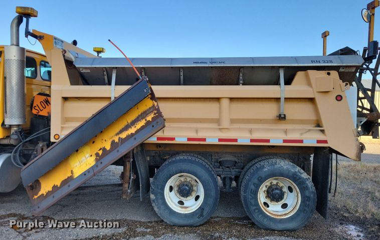 image for item JH9930 2007 Sterling L-Line dump truck