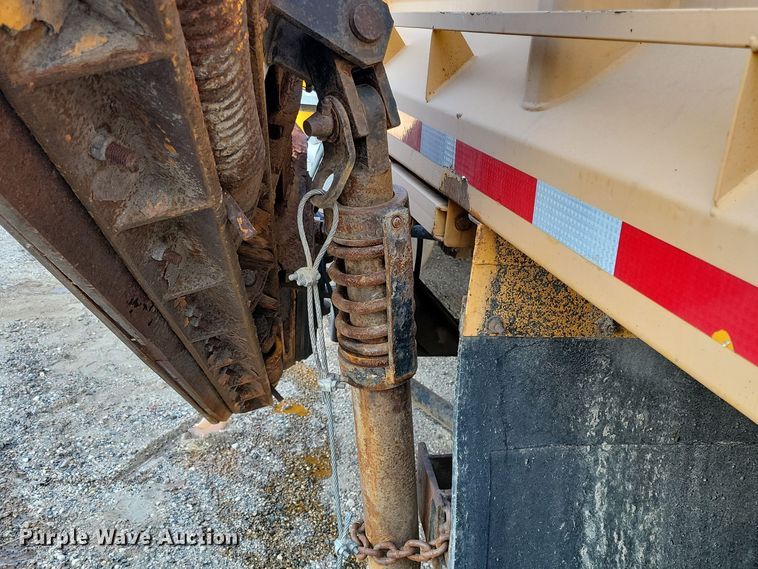 image for item JH9930 2007 Sterling L-Line dump truck