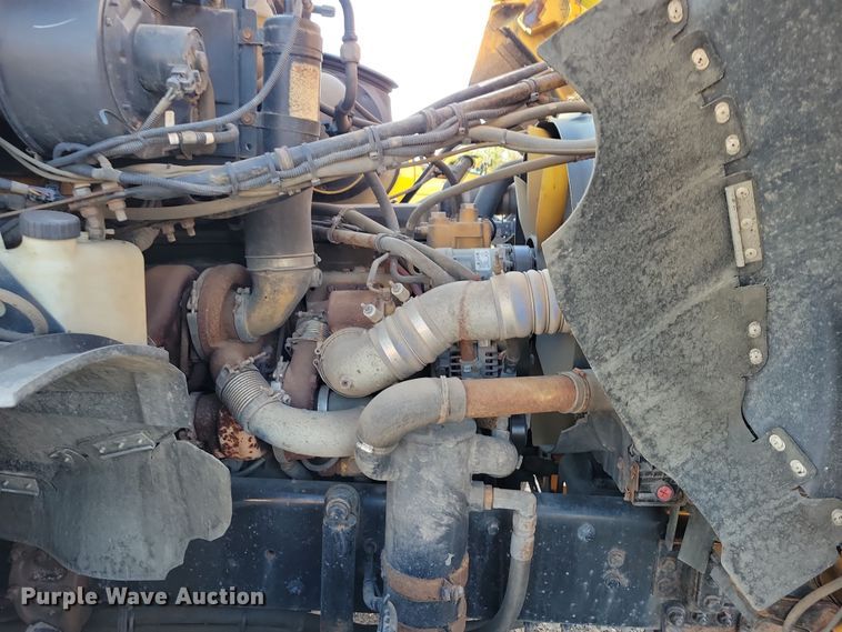 image for item JH9930 2007 Sterling L-Line dump truck