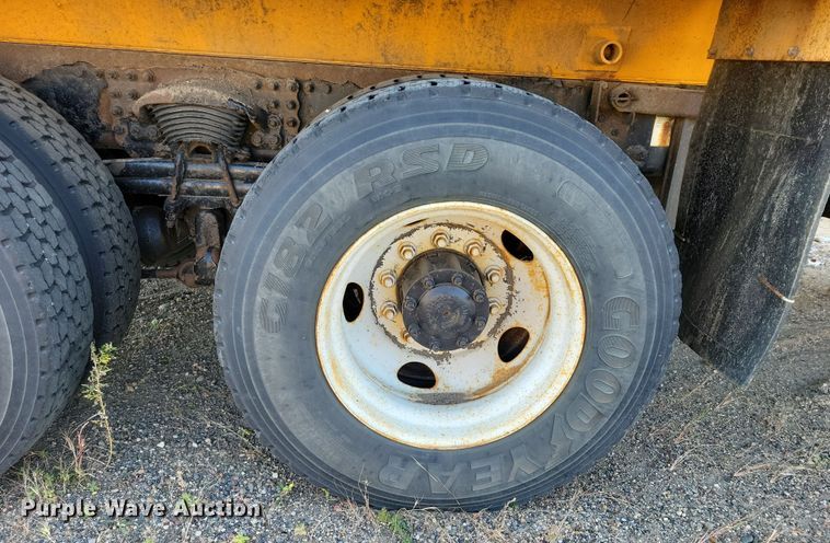 image for item JH9930 2007 Sterling L-Line dump truck