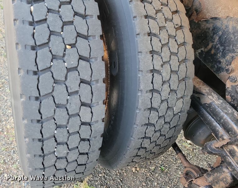 image for item JH9930 2007 Sterling L-Line dump truck