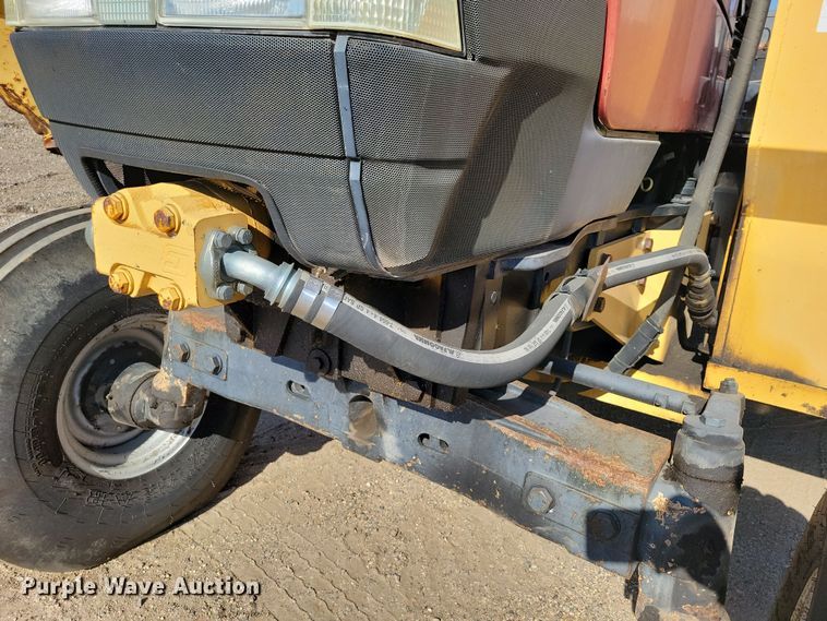 image for item JH9931 2001 Case IH MX100 tractor