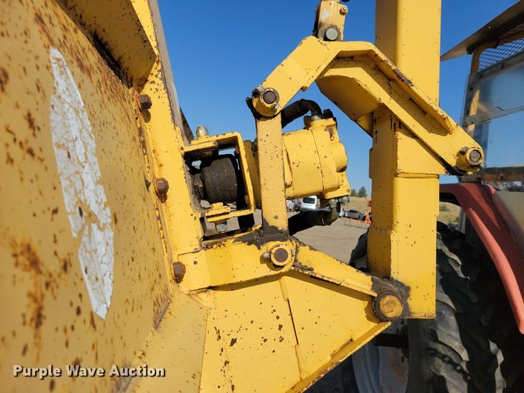 image for item JH9931 2001 Case IH MX100 tractor