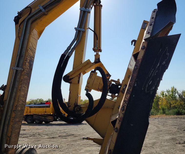 image for item JH9931 2001 Case IH MX100 tractor