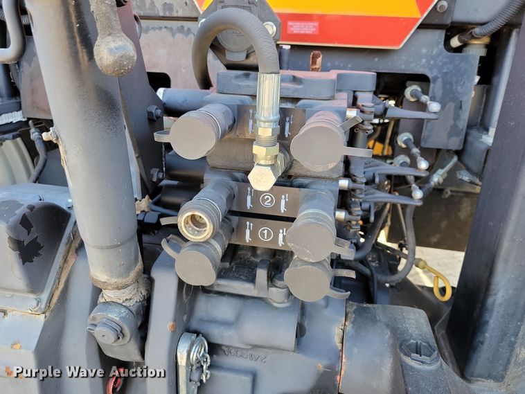 image for item JH9931 2001 Case IH MX100 tractor