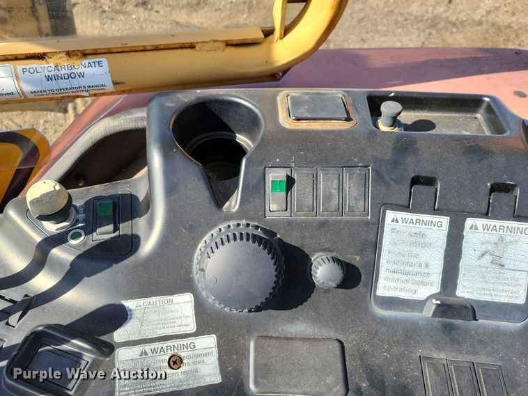 image for item JH9931 2001 Case IH MX100 tractor