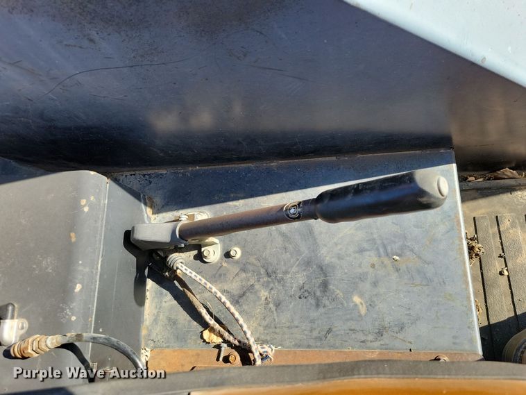 image for item JH9931 2001 Case IH MX100 tractor