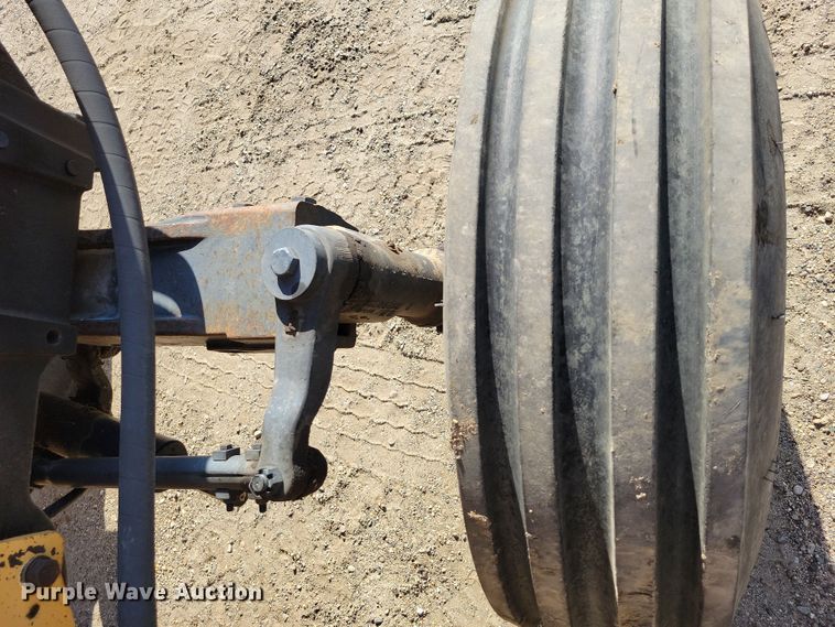 image for item JH9931 2001 Case IH MX100 tractor