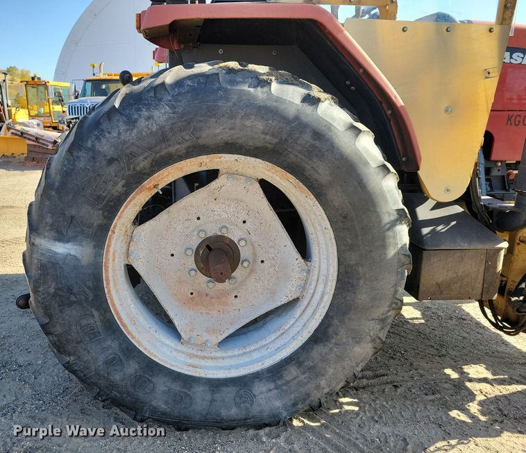 image for item JH9931 2001 Case IH MX100 tractor