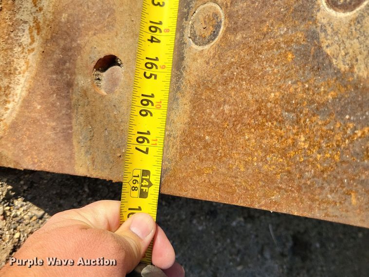 image for item JH9934 2001 John Deere 772CH motor grader