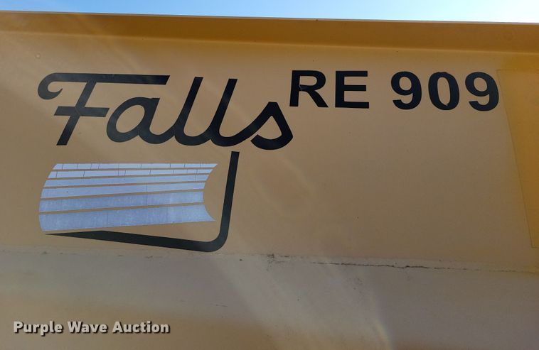 image for item JH9934 2001 John Deere 772CH motor grader