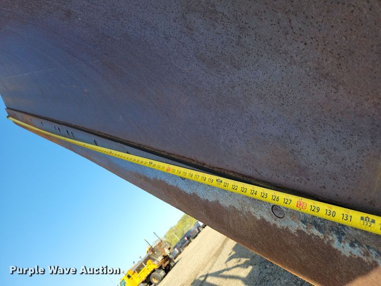 image for item JH9934 2001 John Deere 772CH motor grader