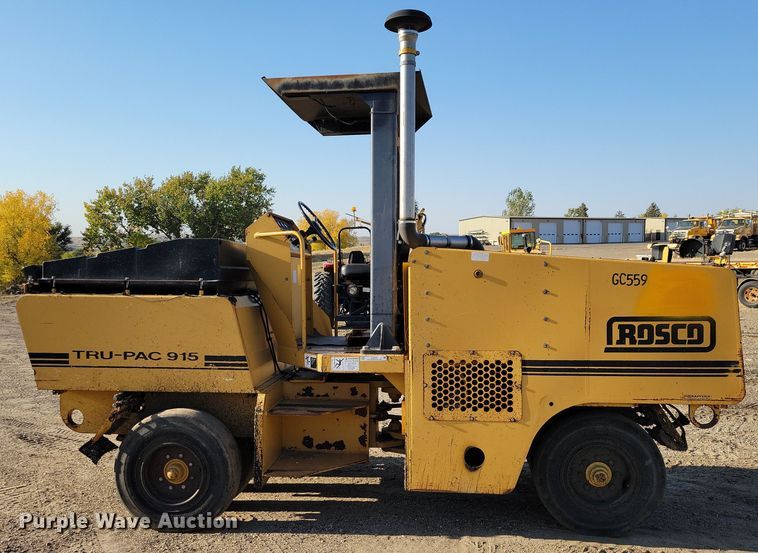 image for item JH9935 1999 Rosco Tru-Pac 915 pneumatic roller