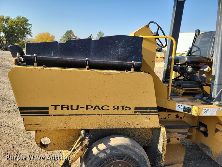 image for item JH9935 1999 Rosco Tru-Pac 915 pneumatic roller