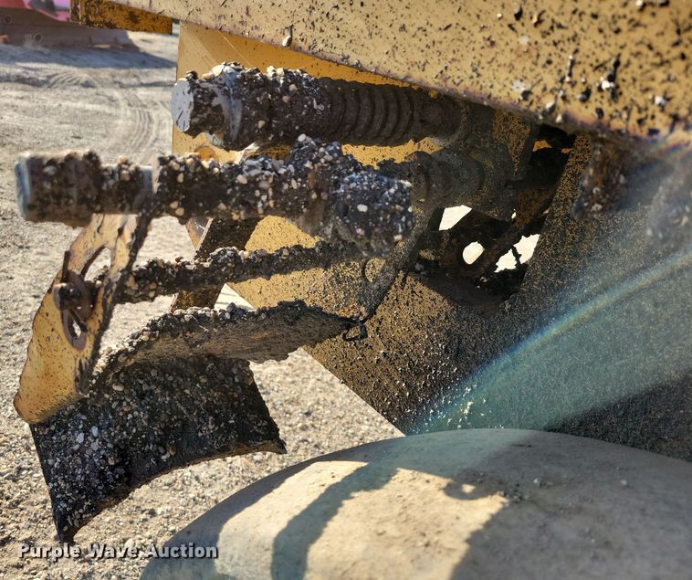 image for item JH9935 1999 Rosco Tru-Pac 915 pneumatic roller